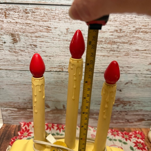 Vintage Christmas Window Candelabra 3 Electric Light
Plastic Drip Red Bulbs - Picture 7 of 7